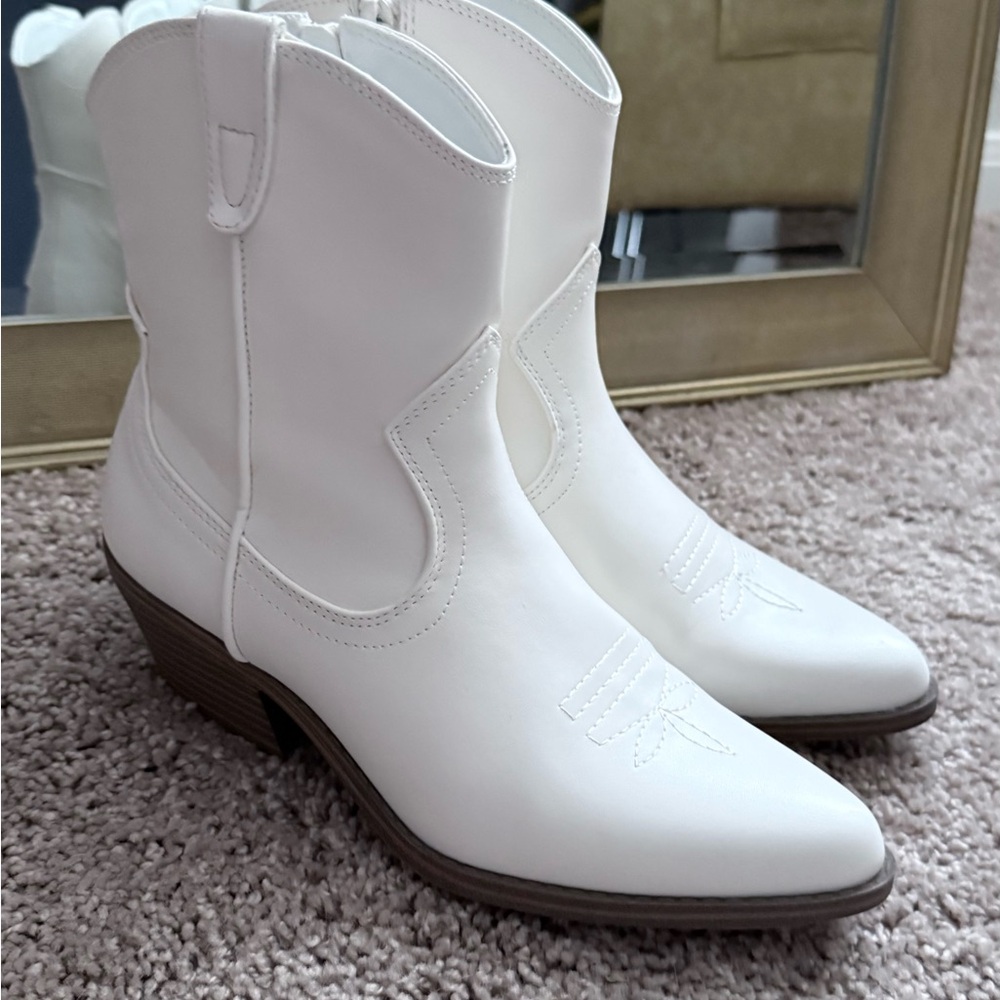 NOBO White Ankle Boots
